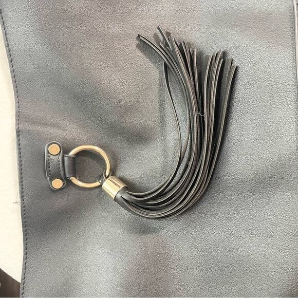 Lulu Dharma Womens Leather Tasseled Shoulder Handbag Bucket Bag Black One Size - Picture 11 of 16